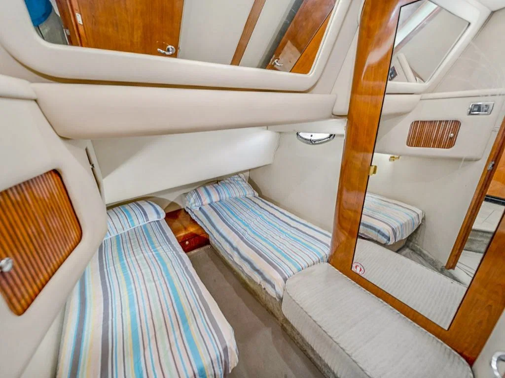 44′ Sea Ray gallery photo 4
