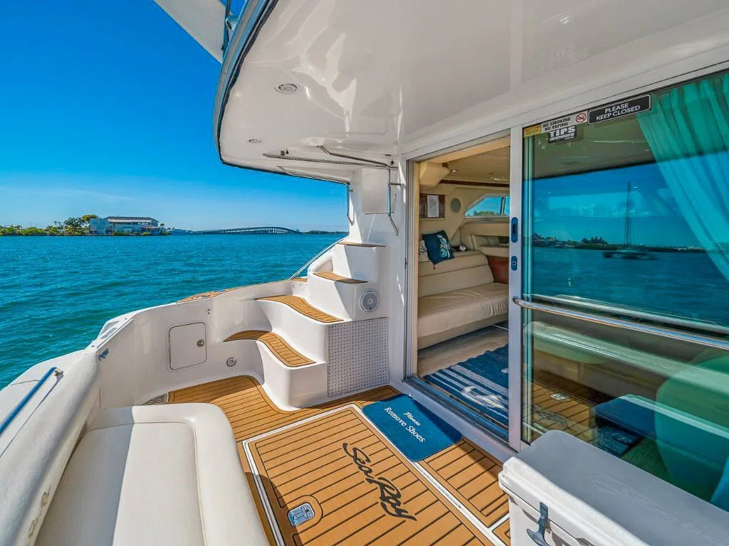 44′ Sea Ray photo 9