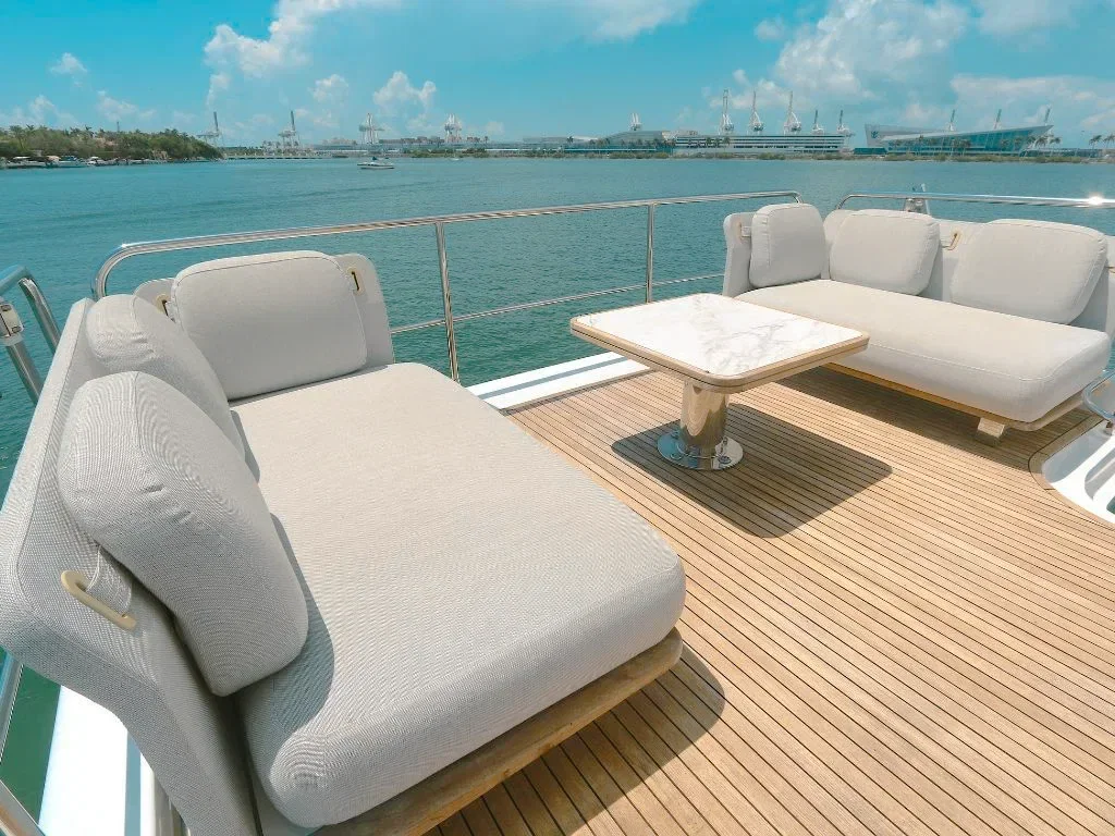 55′ Azimut Fly photo 6