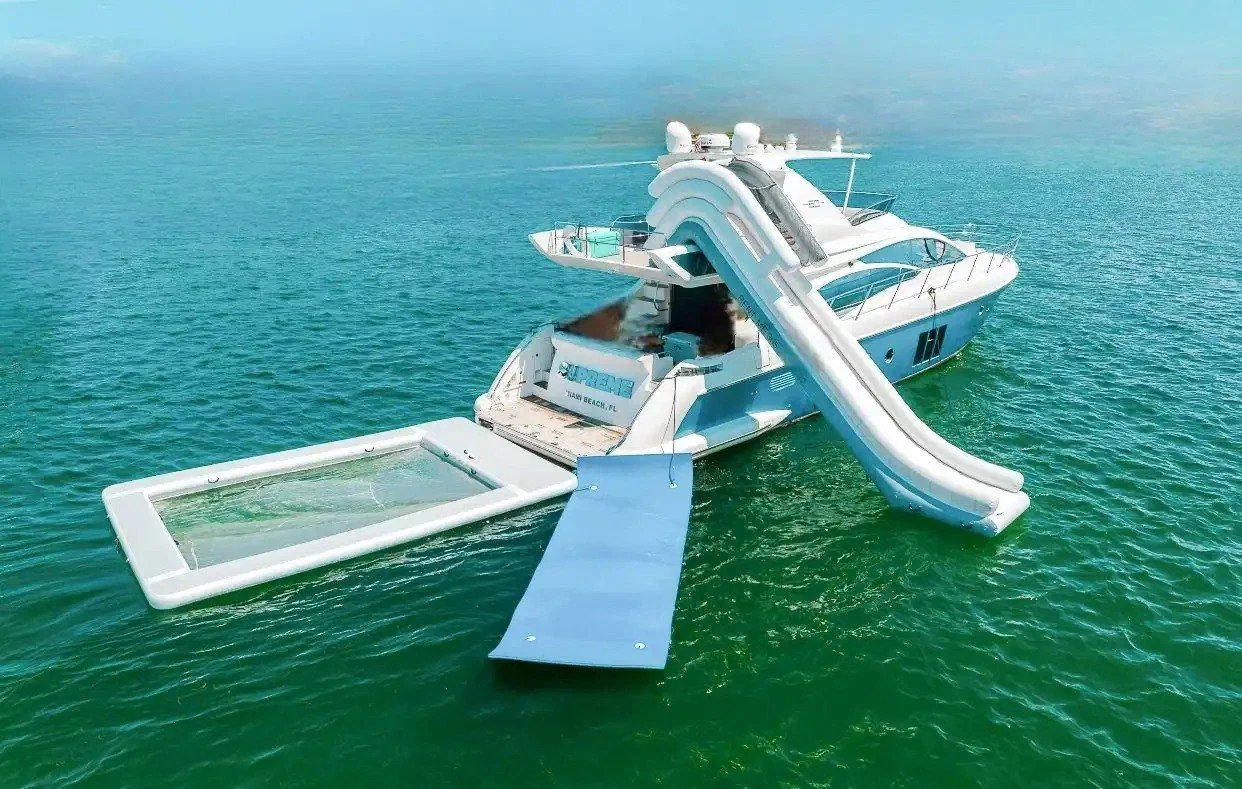 60′ Azimut gallery photo 1
