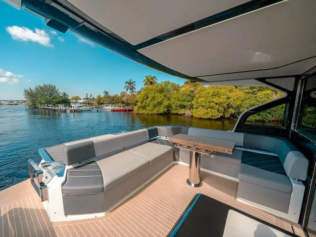 Friends & group gatherings aboard a yacht