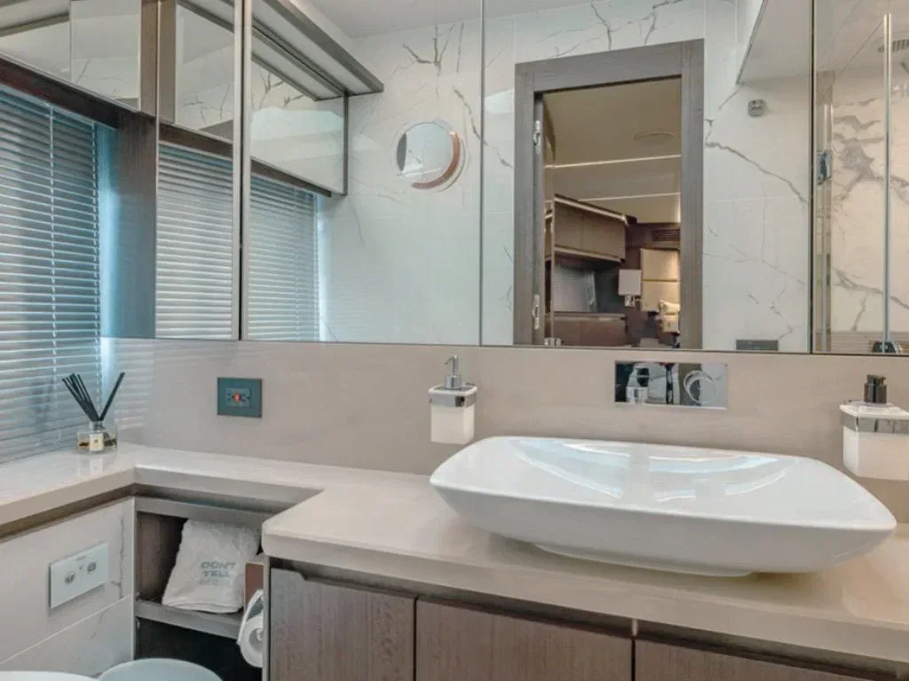 68′ Galeon IV photo 8