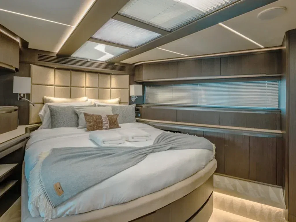 68′ Galeon IV photo 12