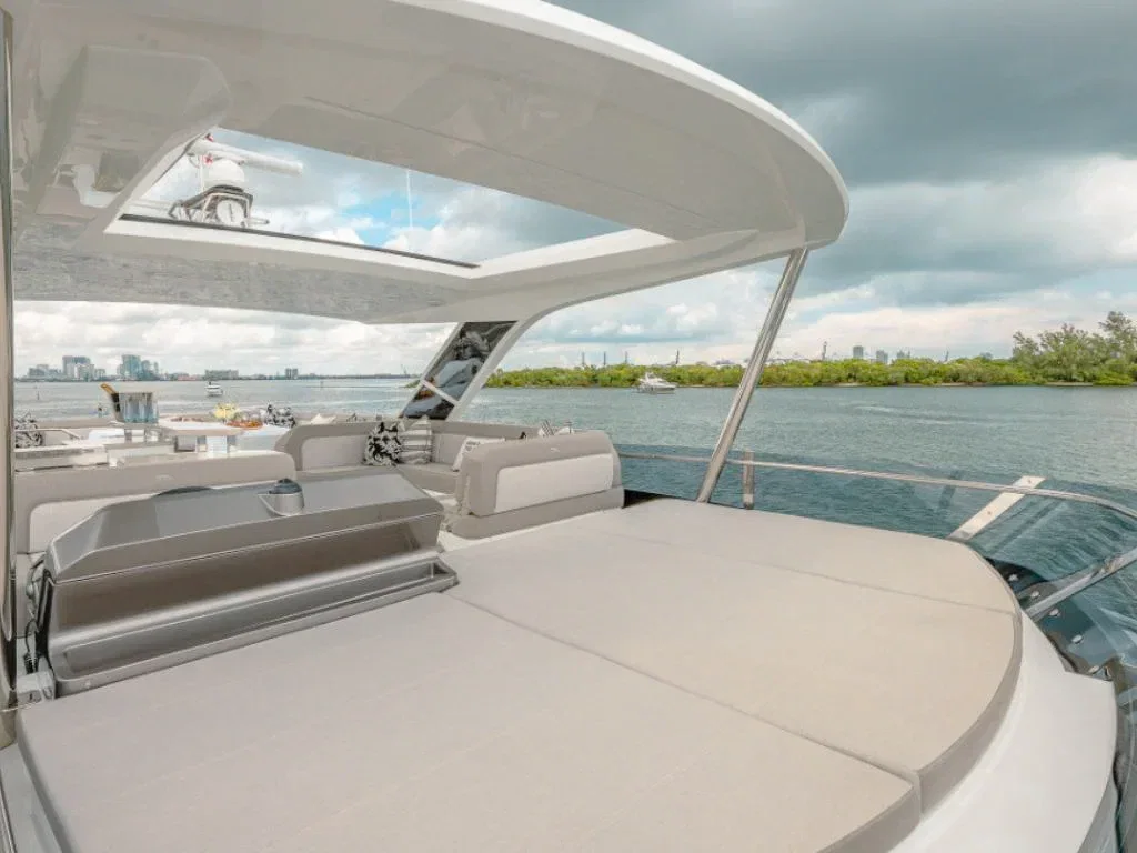 68′ Galeon IV photo 14