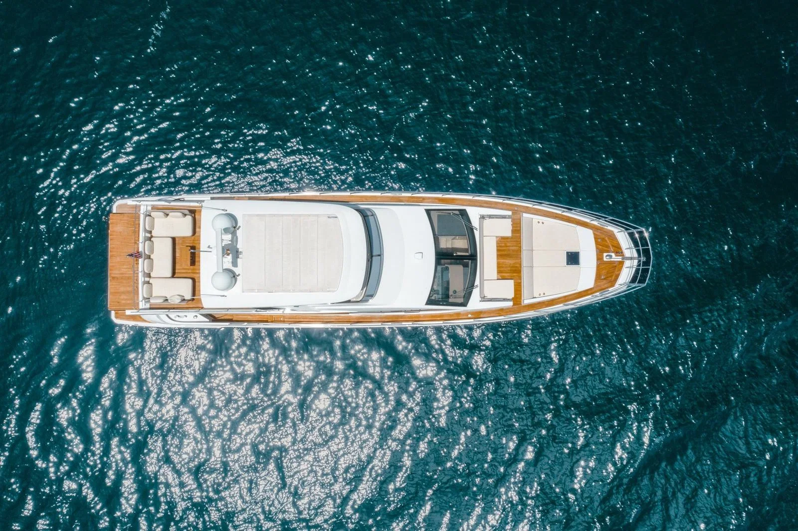 70′ Azimut Fly gallery photo 3