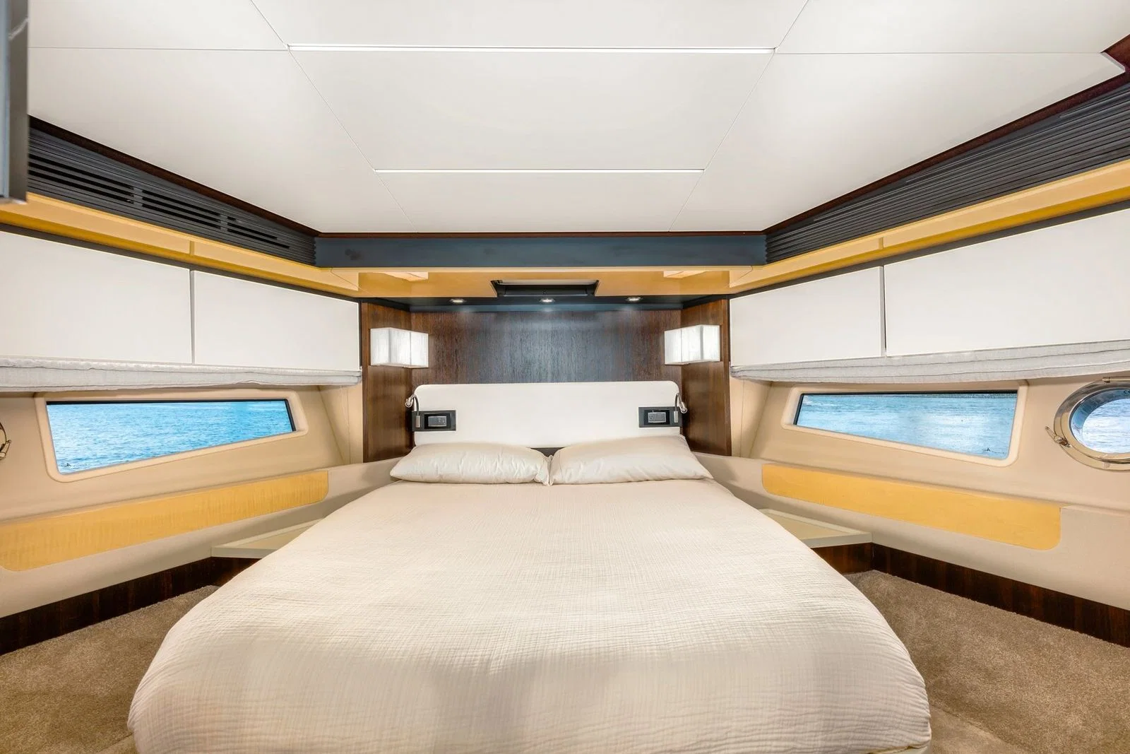 70′ Azimut Fly photo 16