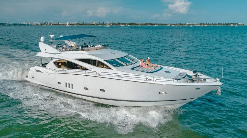 82′ Sunseeker yacht
