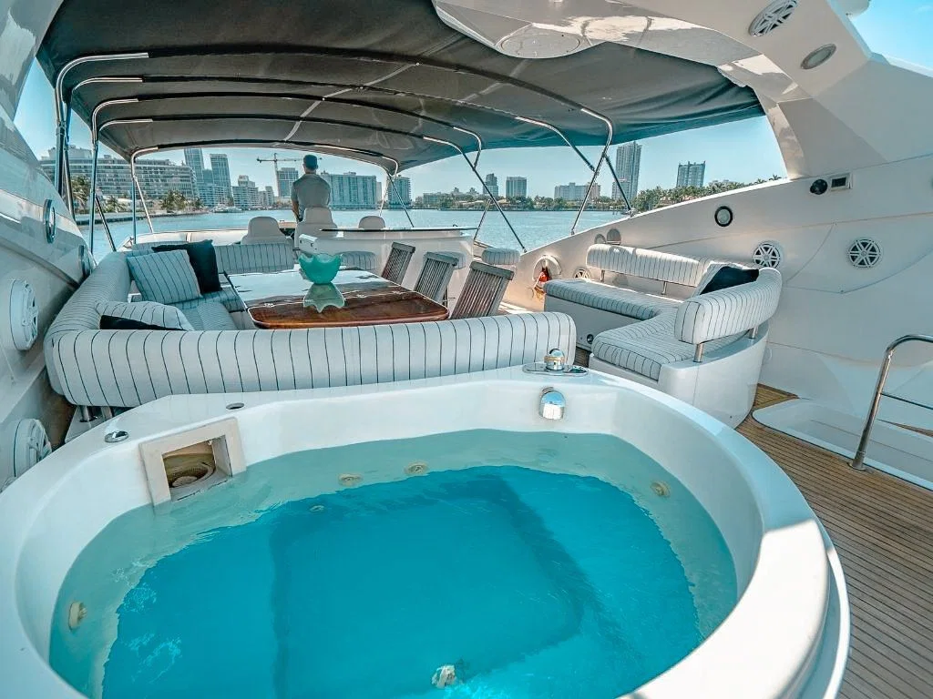 94′ Sunseeker photo 17 of 36