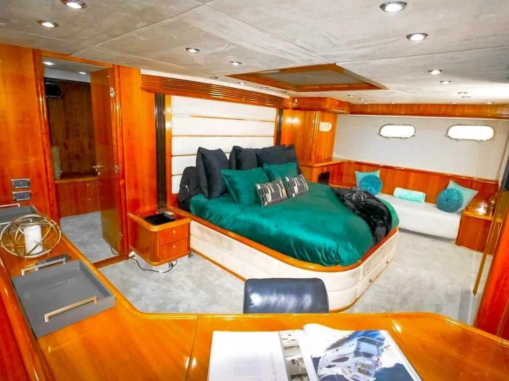 94′ Sunseeker photo 34 of 36